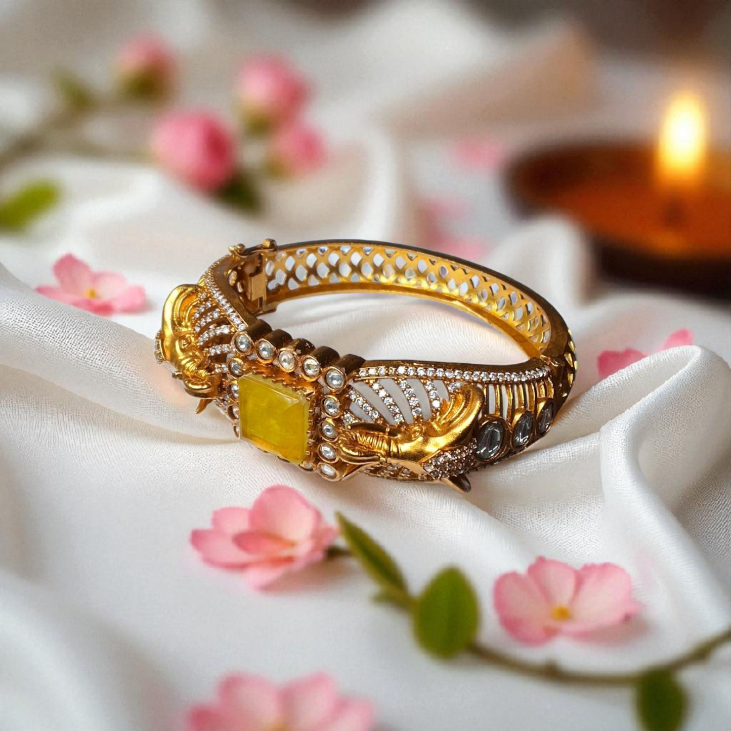 Sunehri Sitara Royal Gem Kada