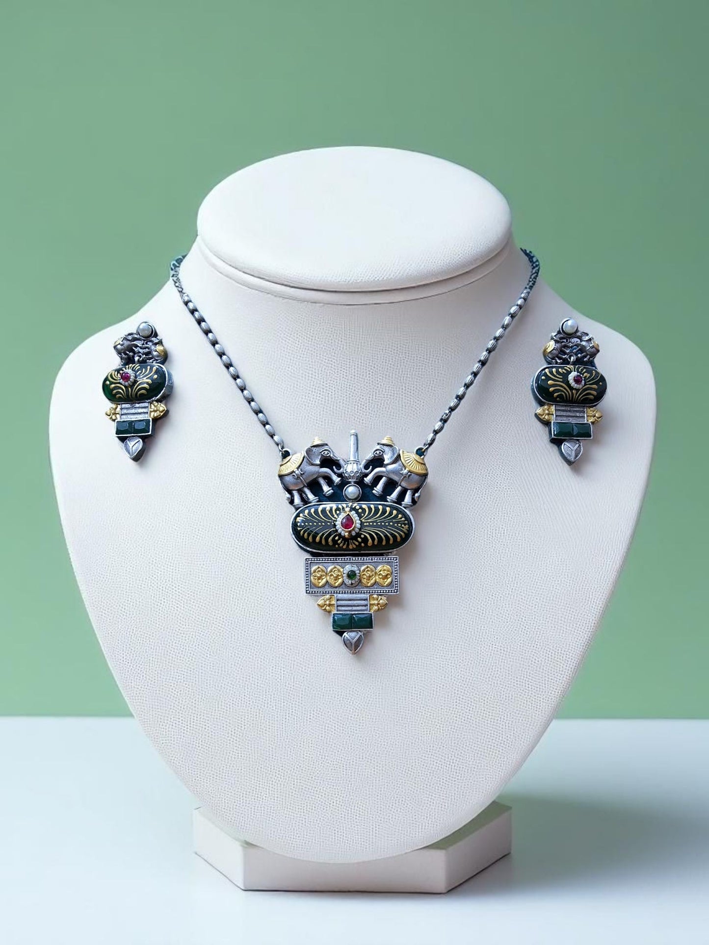Divine Heritage Oxidized Necklace Set