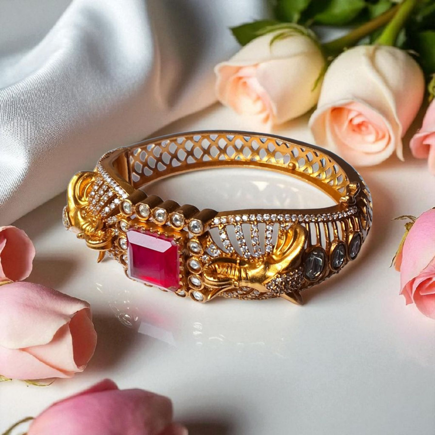Sunehri Sitara Royal Gem Kada