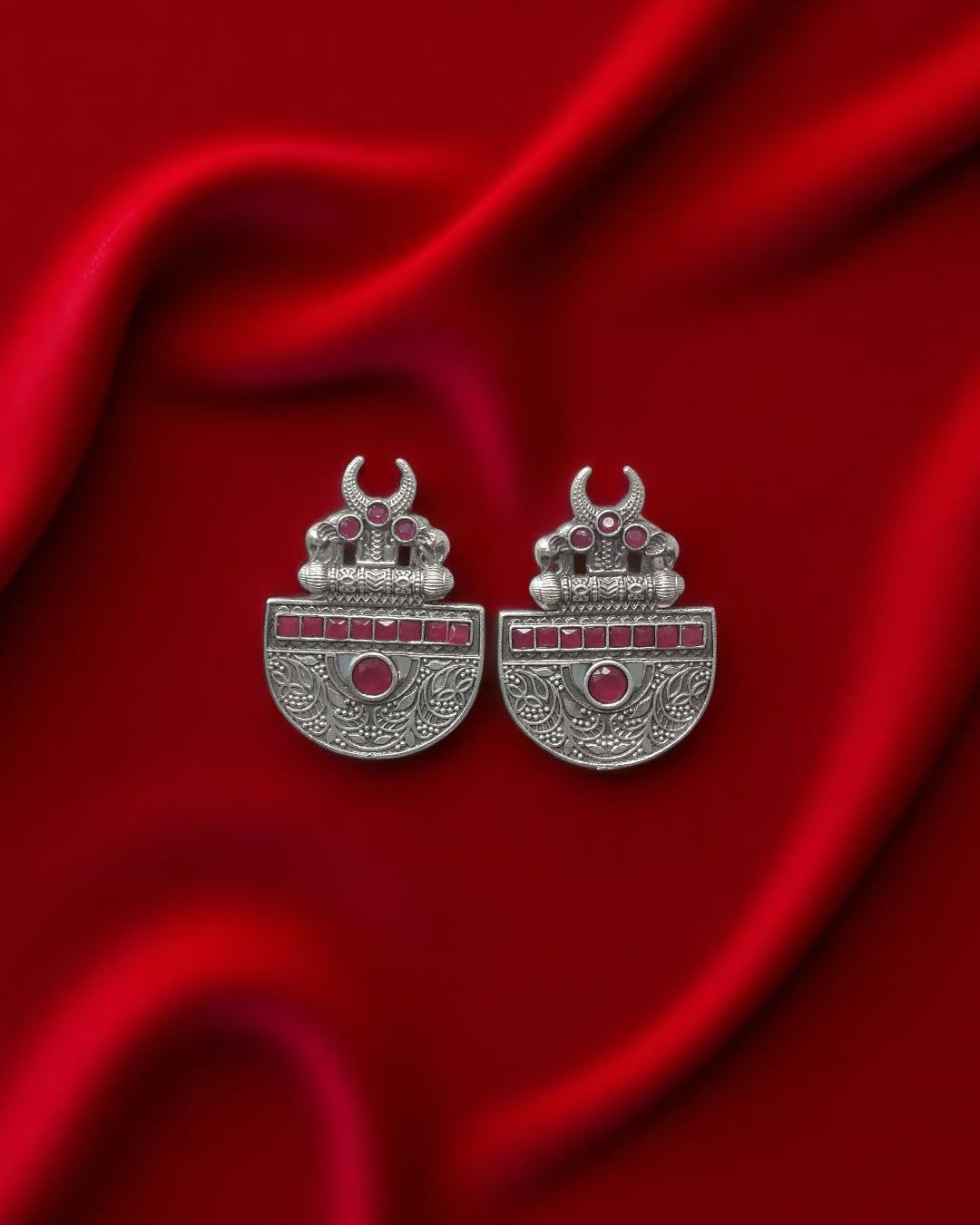 Tribal Glory Oxidized Studs