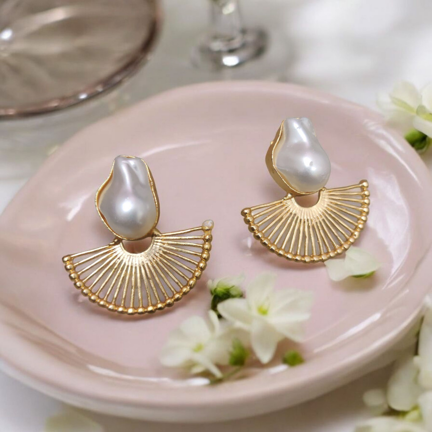 Lustre Fan Pearl Statement Earrings