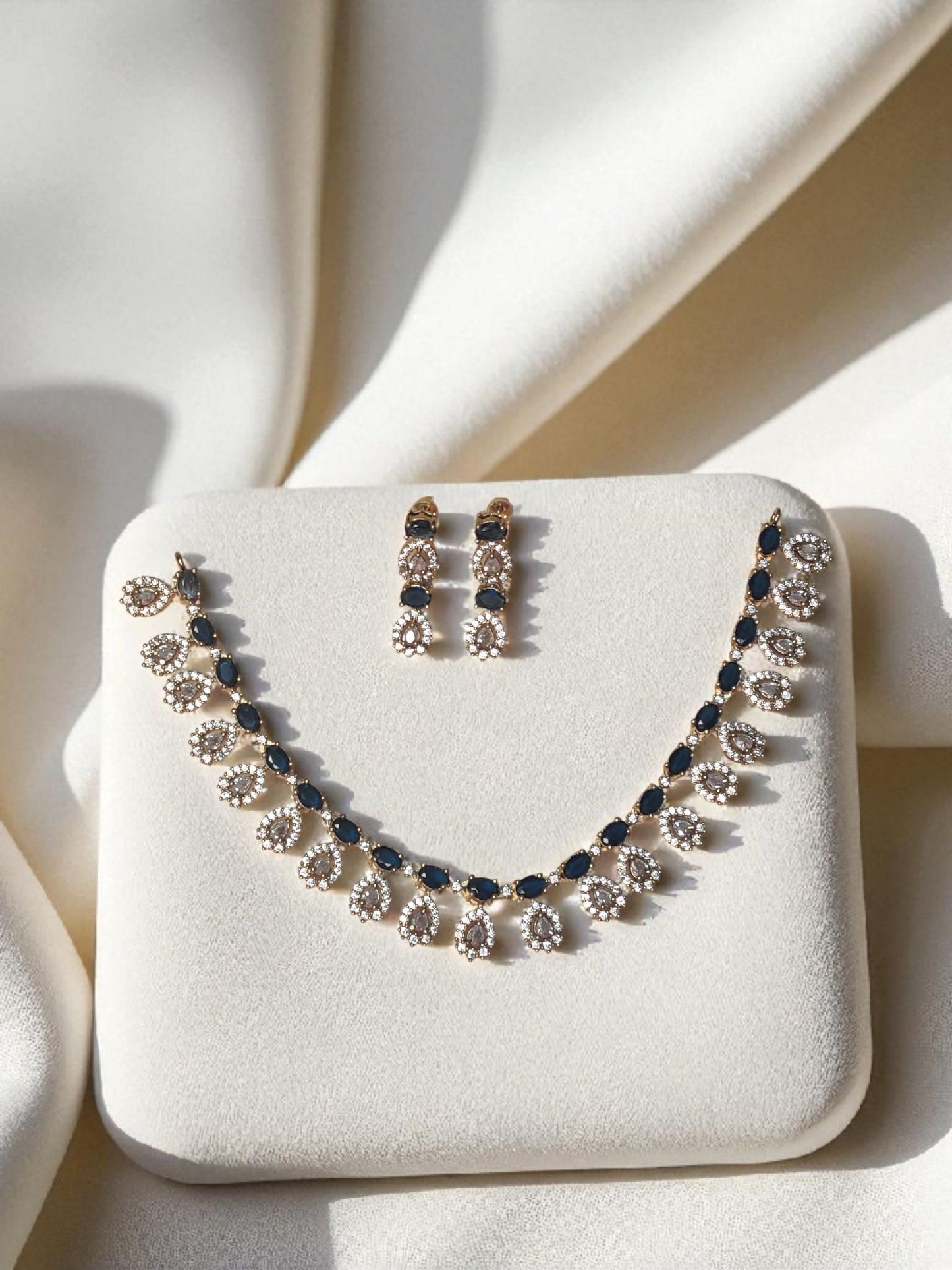 Eterna Luxe American Diamond Necklace Set