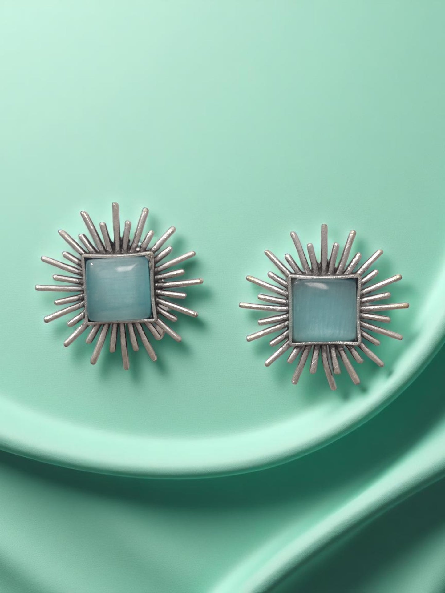 Lunar Radiance Studs