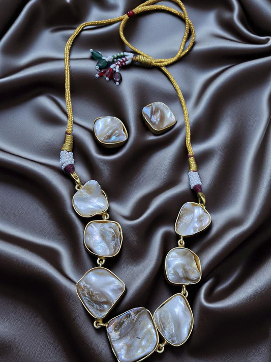 Golden Shell Luxe Necklace Set