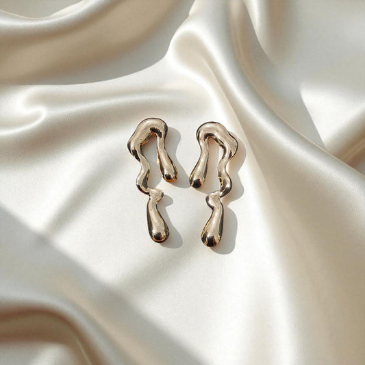 Liquid Luxe Stud