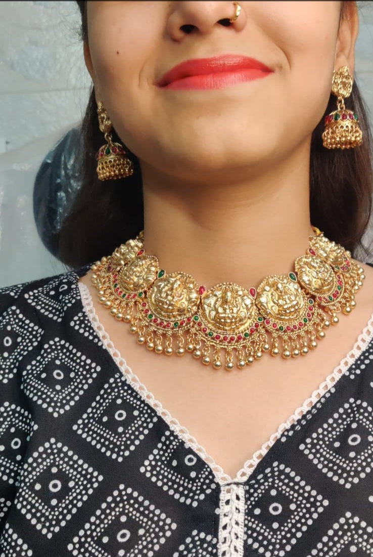 Divya Lakshmi Temple Choker Set