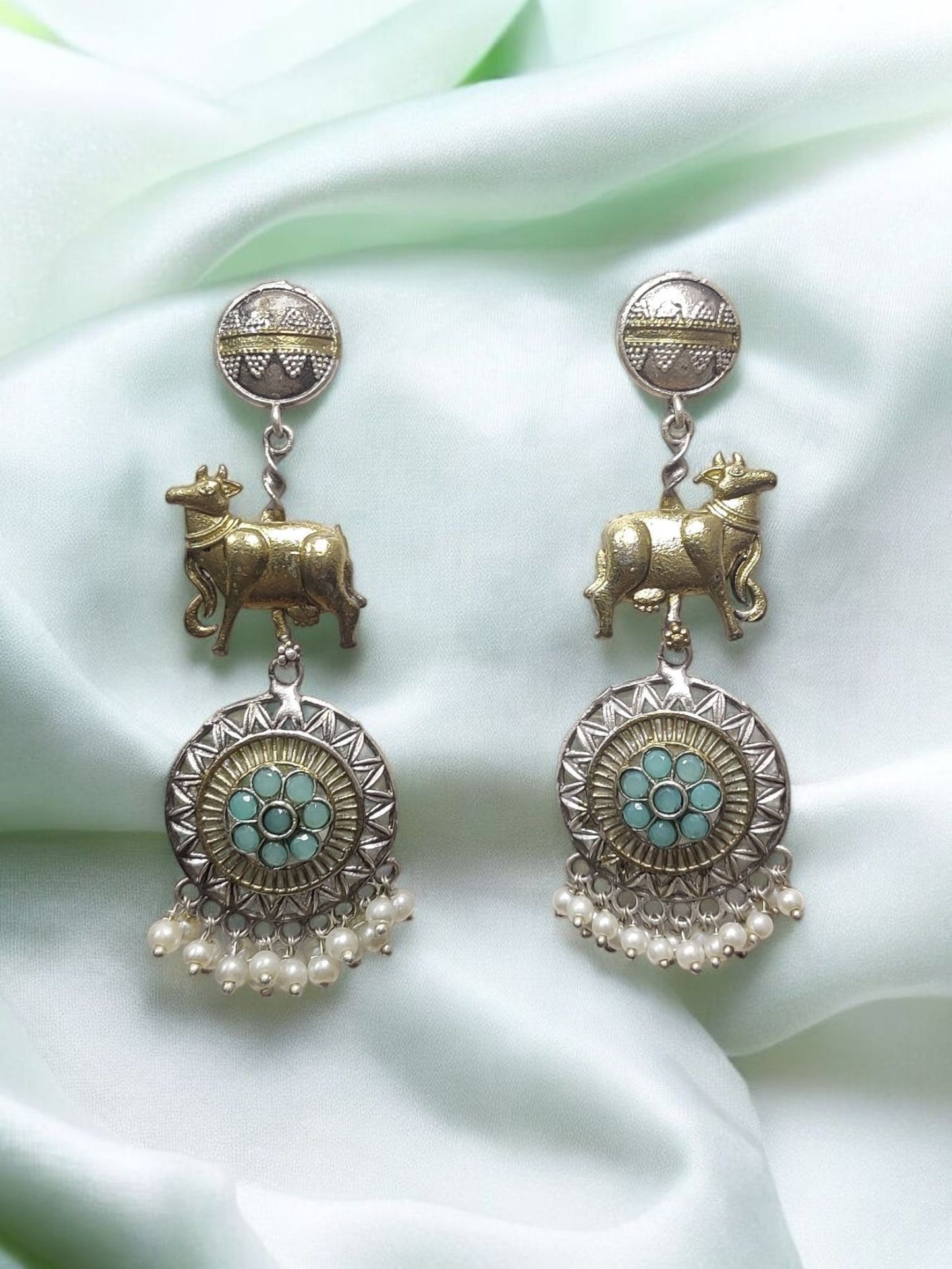 Divine Nandi Heritage Jhumka.