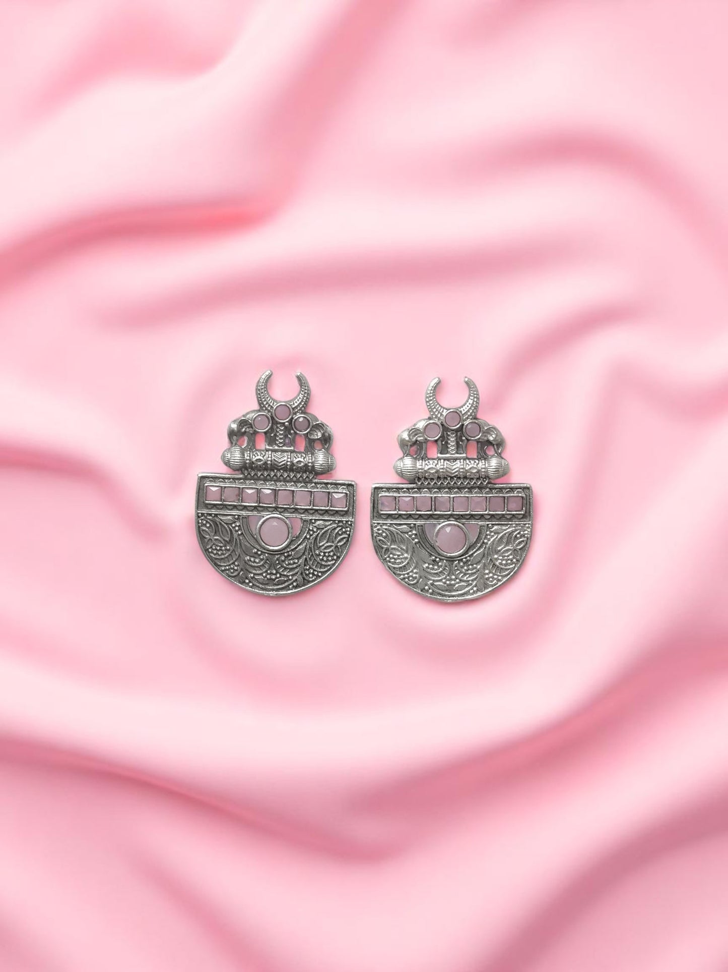 Tribal Glory Oxidized Studs